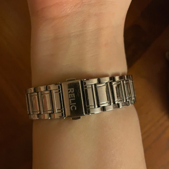 Watch - Picture 3 of 3